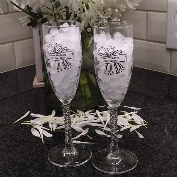 Silver Wedding Anniversary Set of Two Stemmed Glasses. Champagne Flutes - Picture 11 of 17